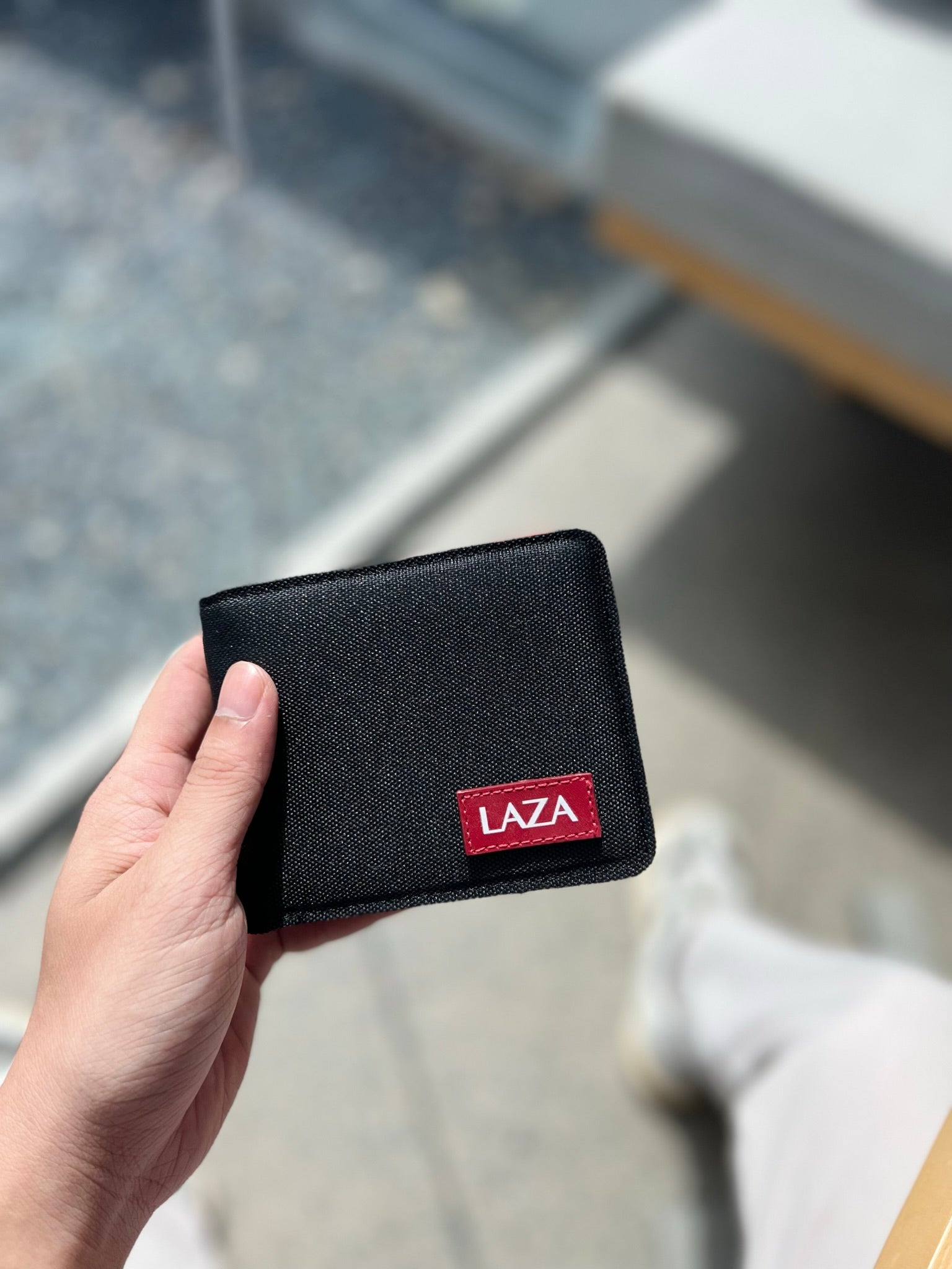 z3762438871647_8e97de83939c5e5e9701f4615200e255 - LAZA